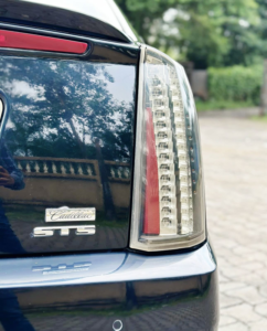 Cadillac_4